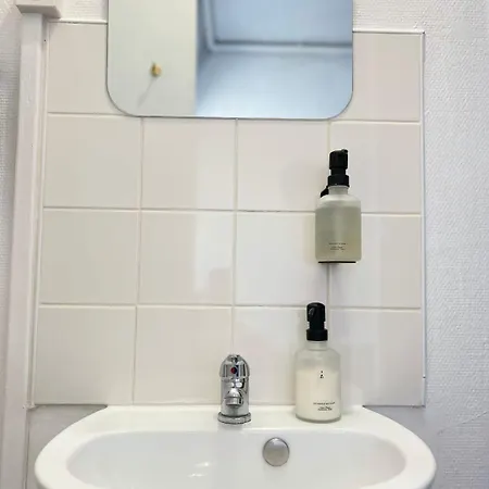 Compacto Torre Eiffel -paris Apartman *