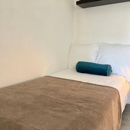 Compacto Torre Eiffel -paris Appartement *